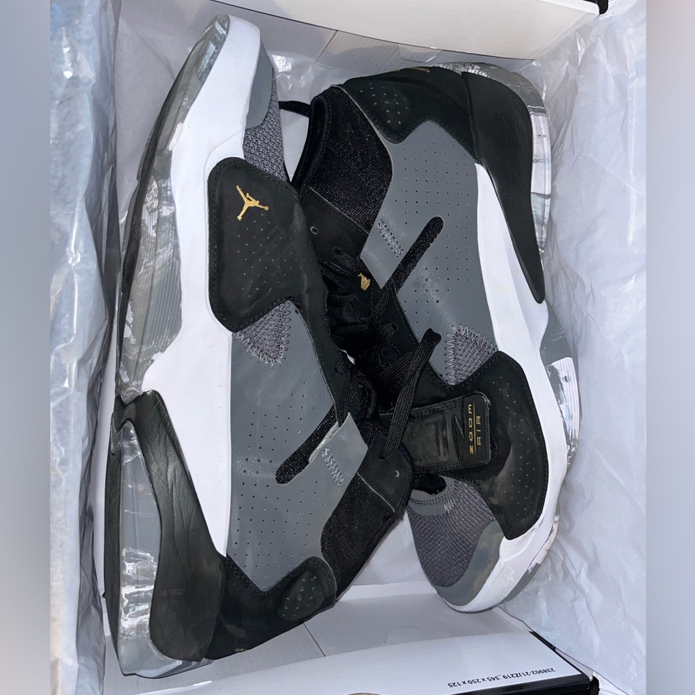 Men’s size 13 Jordan Zion 2TB